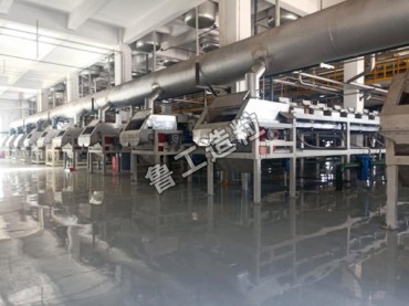 包覆瀝青項(xiàng)目現(xiàn)場(chǎng)